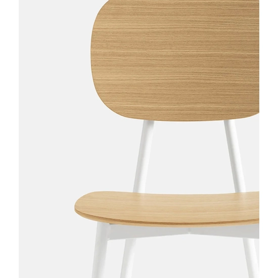 Tata Young (seduta e schienale in plastica o legno) Sedie in plastica di design Point 11